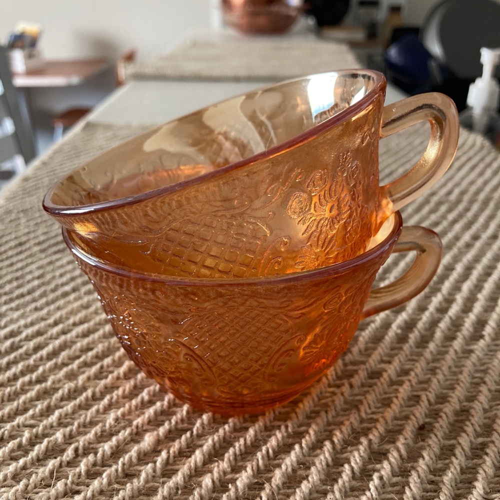 Vintage Carnival Glass Tea Cups